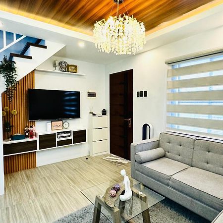 2 Bedroom Townhouse In Mabolo Malolos Bulacan Exterior foto