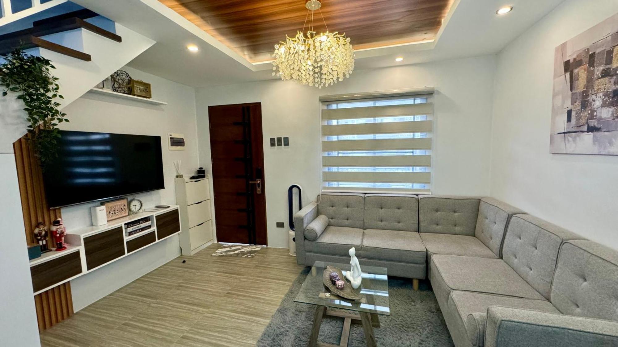 2 Bedroom Townhouse In Mabolo Malolos Bulacan Exterior foto